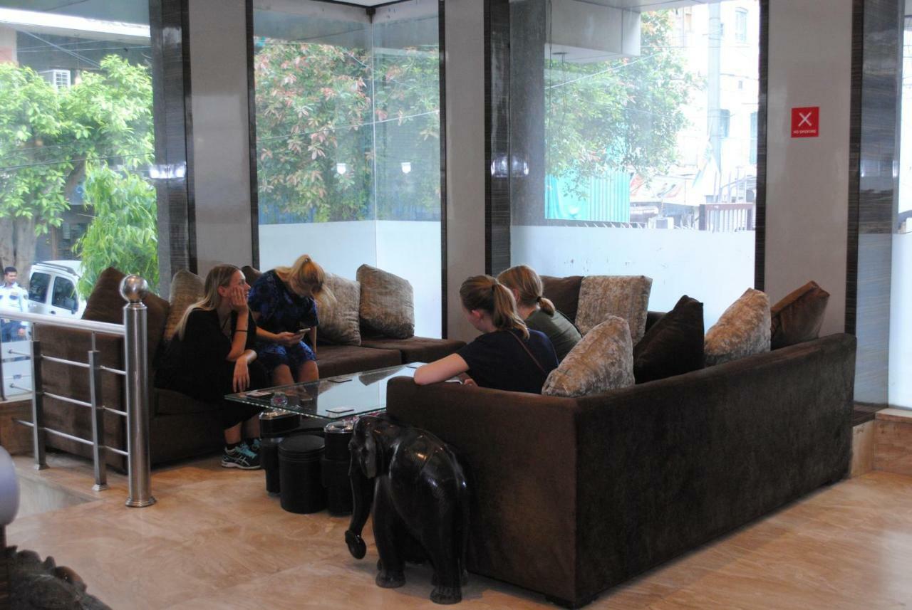 Hotel Superb 5 Mins Walk From New Delhi Station Εξωτερικό φωτογραφία